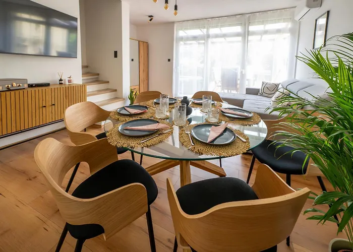 Csicsergő Casa de Férias